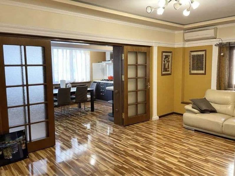 Сдаётся квартира на Чиланзар Е квартал‼️<br />
Ориентир - Ме