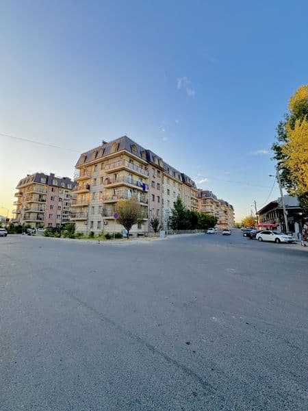 Kamolon 7/8 Dom 2 xona 64 kv 2 Qavat  balkoni bor zaldan osh