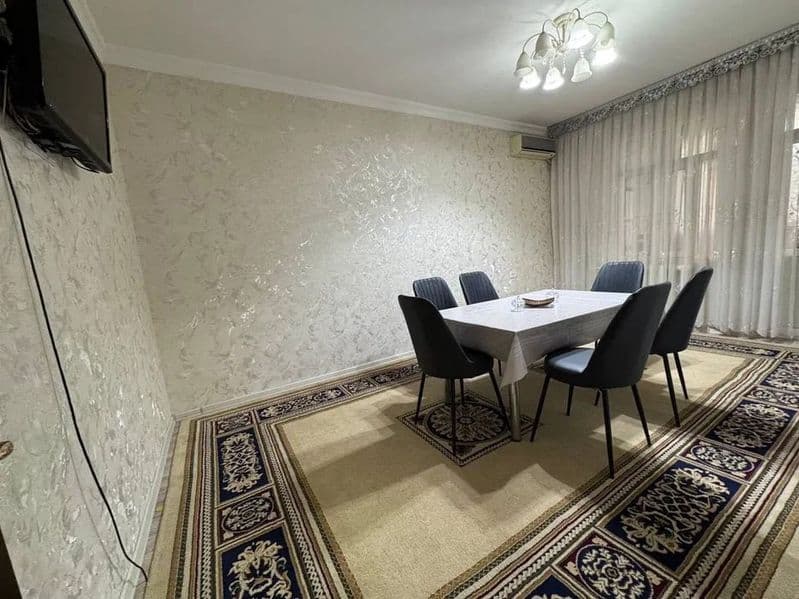 Юнусабад 7, посольство США <br />
2 комнатная в трёх <br />
