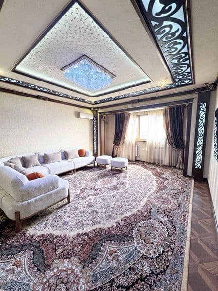 3 Комнатная Шота Руставели <br />
<br />
Адрес: Ресторан Гор — фото 2