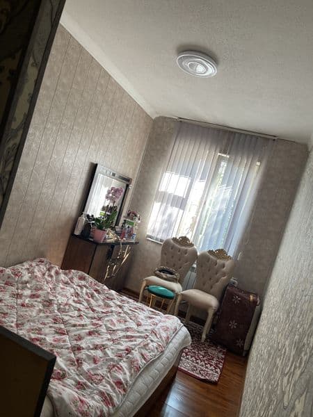 Akkuratno, toza, ozoda , ishliydigan yoki oʻqiydigan bolishi