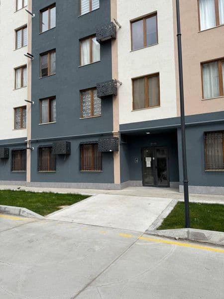 Аренда квартира Навастройка<br />
Район - Алмазар<br />
Орие