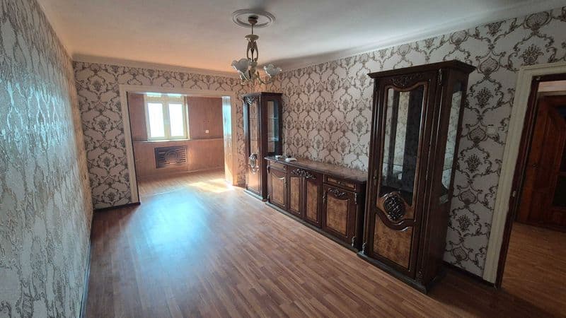 Uy Ijaraga Beriladi.<br />
Manzil: Yunusobod tumani, 18 - ma