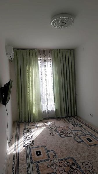 Hamma sharoitlari bor  televizor kirmowina mebella qogani te