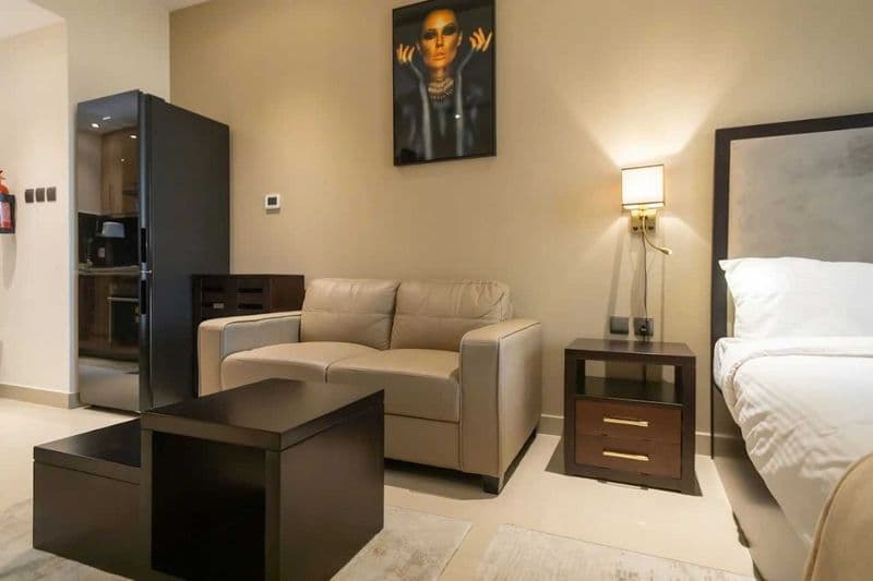 1 комнатную квартиру на 18 этаже,<br />
В квартире есть все  — фото 2