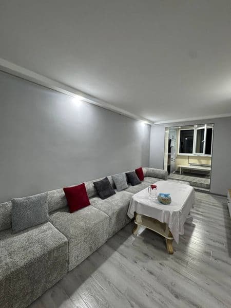 Срочно сдается <br />
Район Шайхонтахур <br />
Адрес Улица С