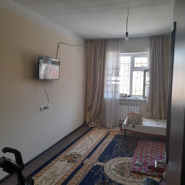 Аренда коракамиш тансикбой бозорча 2.хонали оилага берилади 