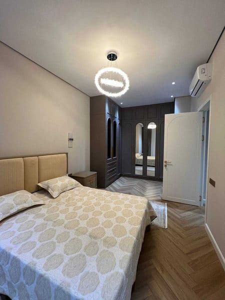 Уникальное предложение аренды в самом центре города<br />
<b — фото 4