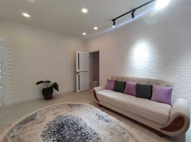 СРОЧНО СДАЕТСЯ !!!<br />
<br />
Район: Мирзо Улугбекский<br  — фото 2