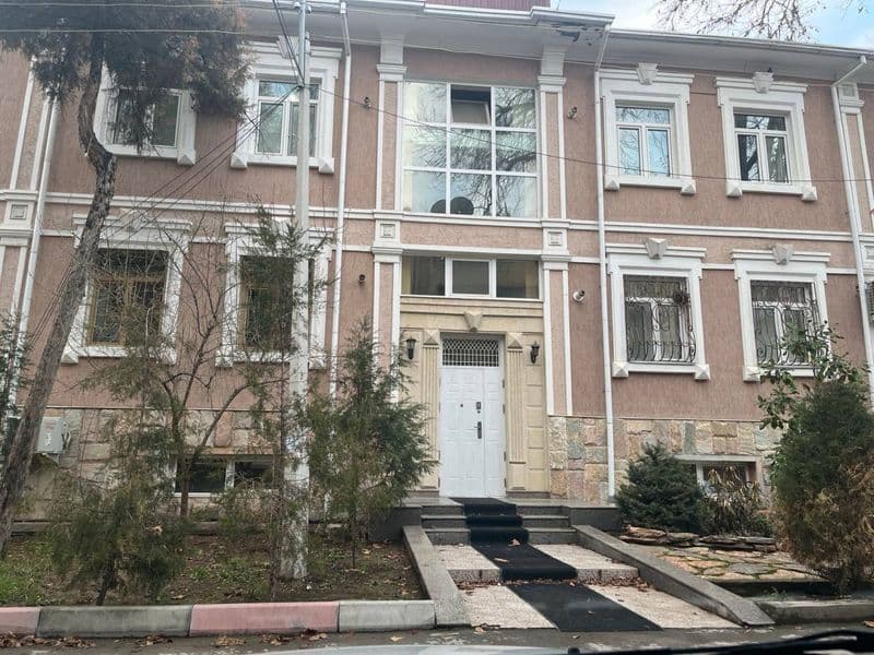 Квартира находится в Яккасарайском районе на улице Юнус-Радж — фото 2