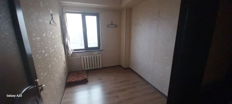 Chorsu qoratosh makhallada 3xonali kvra bor, sharoiti toza j — фото 2