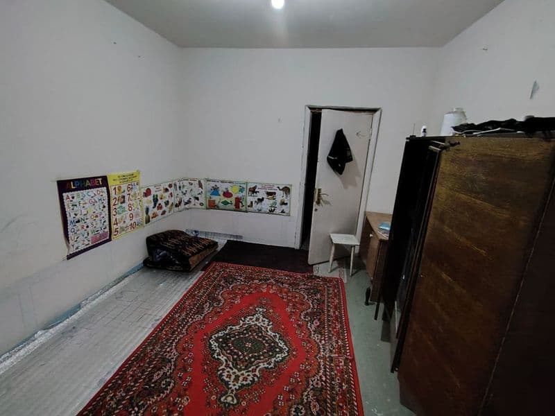 Selhoz unversitetga 15 min yul aftobusda 2 hona 5- 6 kishi t