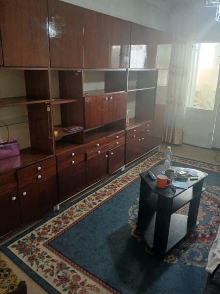 Сдам 2 комнатную квартиру на Ц-5 с  обстановкой и всеми удоб