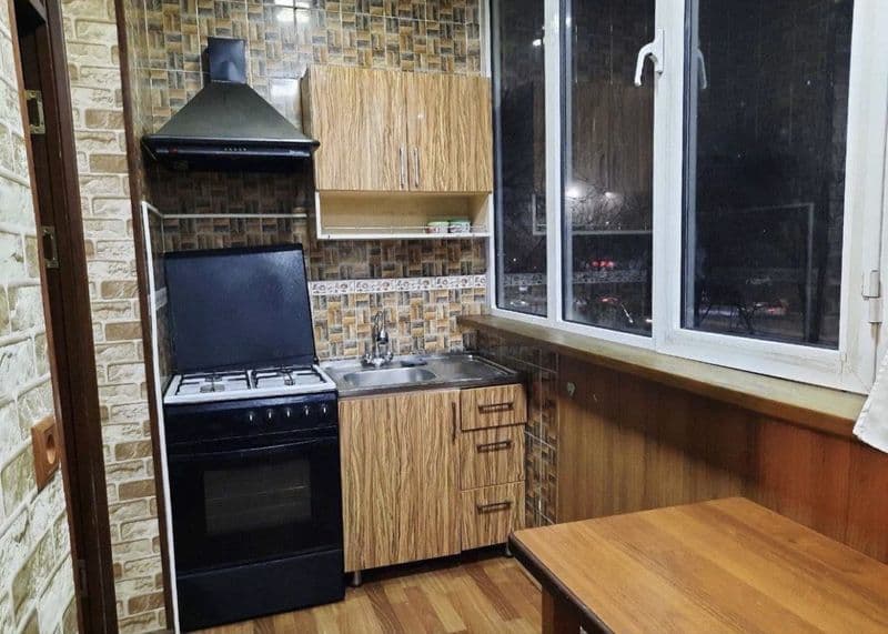 2-х комнатную, переделанную в 3-х комнатную квартиру на ТТЗ- — фото 4