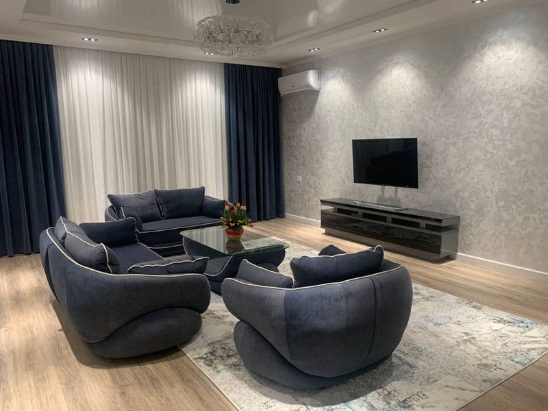 Сдаётся в аренду просторная чистая комфортная квартира на ки