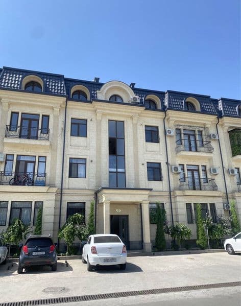 Сдается в аренду <br />
<br />
• Район: Алмазарский<br />
• 