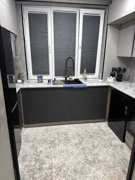 Район: Яшнабадский<br />
Ориентир: Лисунова<br />
<br />
• К — фото 5