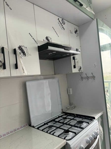 СДАЕТСЯ В АРЕНДУ НОВОСТРОЙКА 1/8/9<br />
<br />
Яшнабадский 