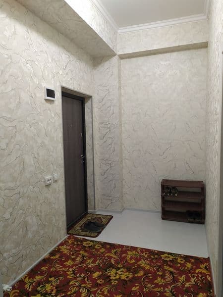 Сдаётся 2-х комнатная (одна комната студийная) квартира на м — фото 2