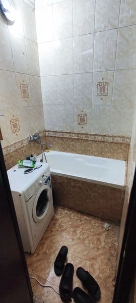 Kvartira Chilonzor andalus oldida 2 kishi olinadi <br />
800