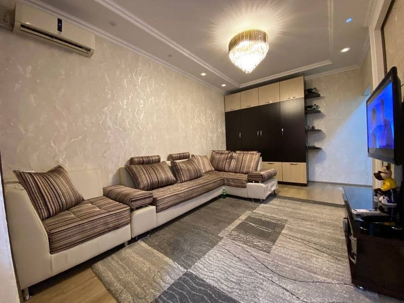 Аренда на Кадышева<br />
Лисунова 1а<br />
<br />
Комнат: 2< — фото 3