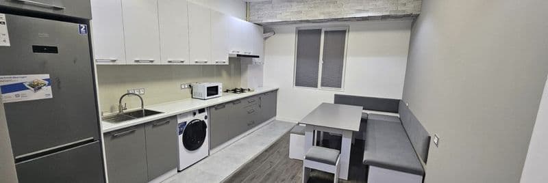 Яшнабадский 1/7/12<br />
<br />
В квартире имеется <br />
- 