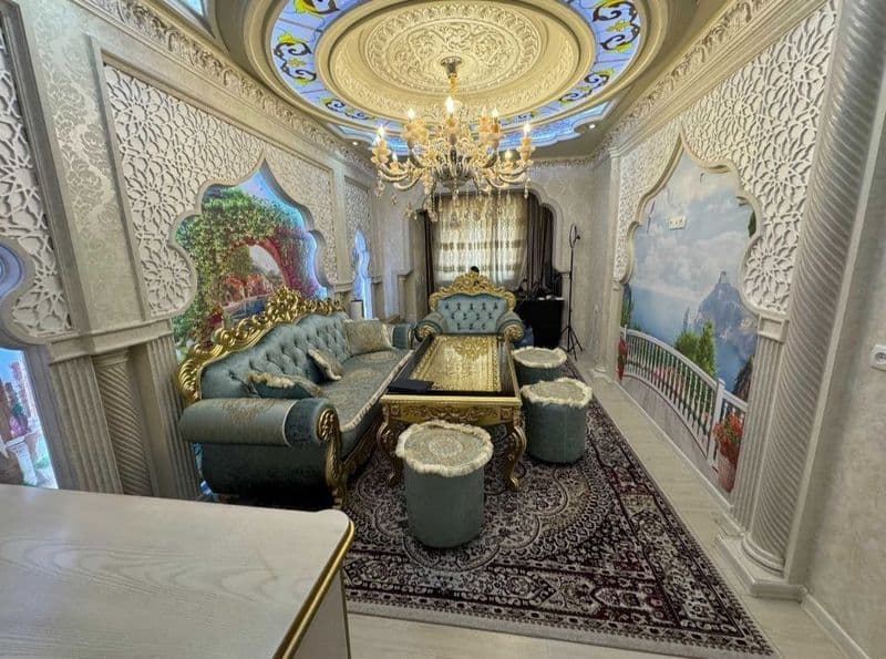 Сдаётся в аренду  2 комнатная 2 этаж м. в Ялангач ориетир ин