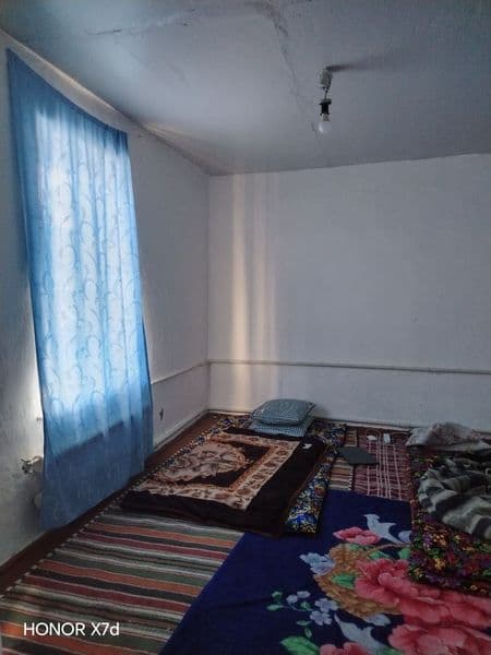 Sergeli o'zgarish mahallasida hovlili 4xonali uyni 1xonasiga — фото 3