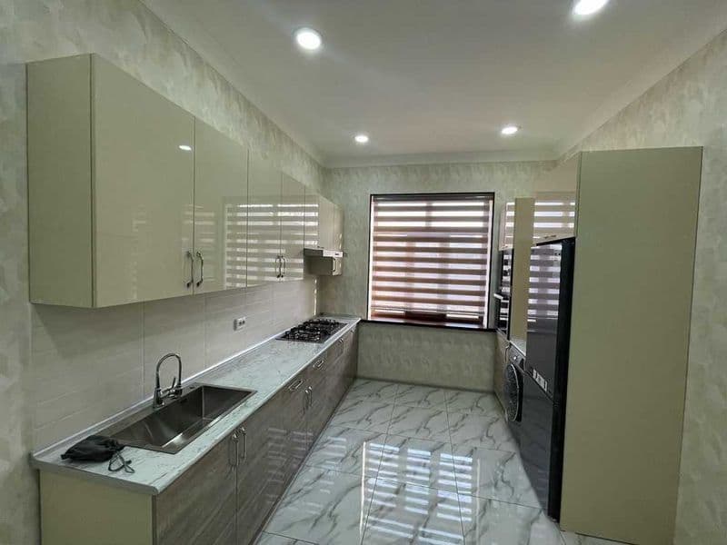 Yashanabod aviasozlar-1 da joylashgan sheriklikga 4qavat 1-e