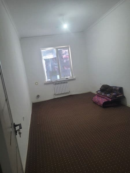 Bez makler<br />
Uqiydigan ishlaydigan yaxshi bolalarni sher