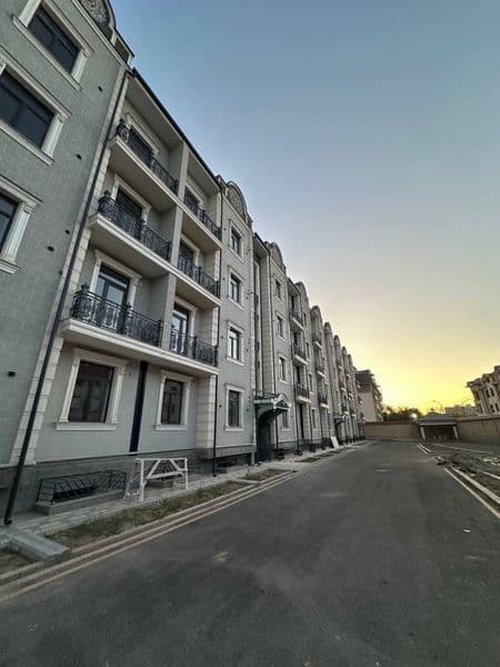 Olmazor tumani <br />
Medgaradokda <br />
Zor lokatsiyada<br