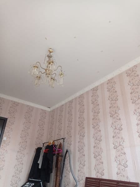 Chilonzor 11 kivartal 3 xonali 1 xonasi bosh razdenlisi xma 