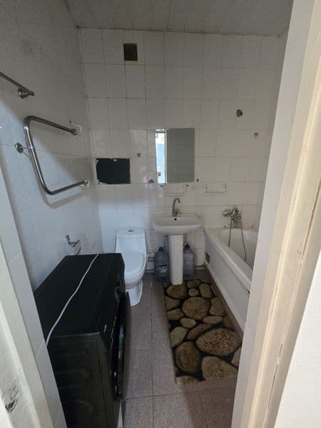 Срочно  сдаётся  квартира  сергели  6 1 ком семья  рядом  ре — фото 5