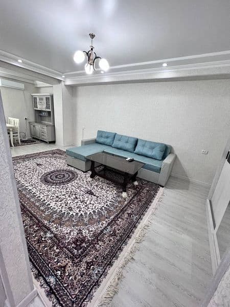 Срочно сдаётся ! ЦУМ дом напротив Голубых куполов, 2 х комна — фото 2