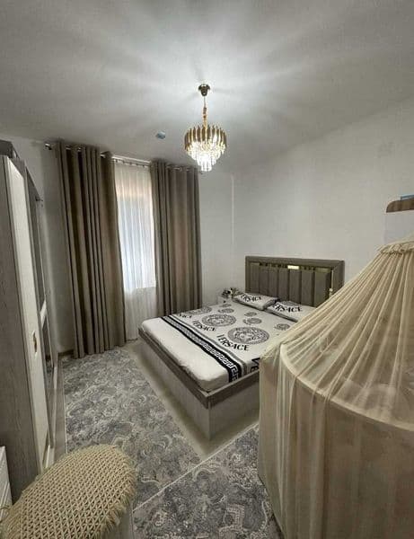 •Район: Юнсабадский <br />
•Адрес: Мега планет<br />
•Оренти