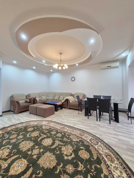 Сдается уютная 3х комн <br />
Квартира на Ойбеке  <br />
ули — фото 2