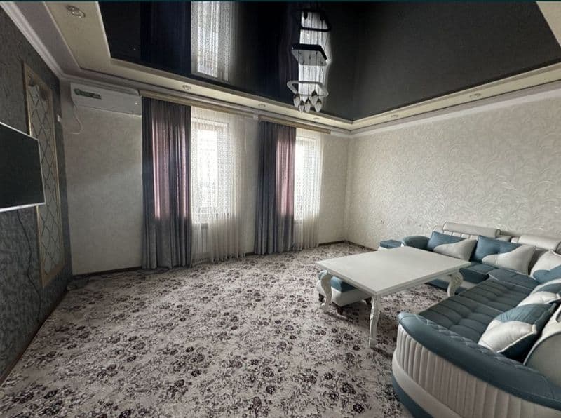 Сергели туманида жуда қулай локацияда жойлашган тоза ва шина