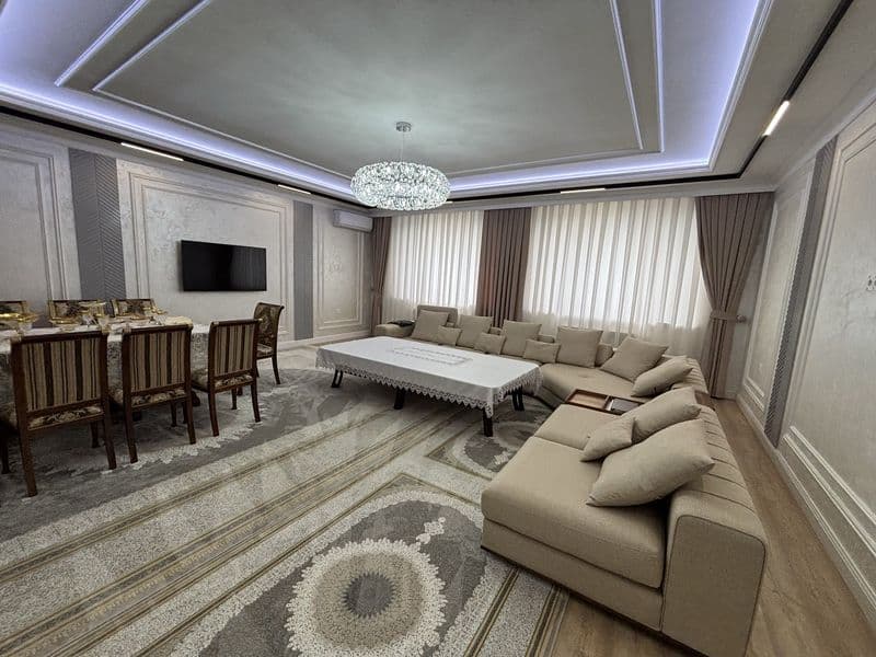 3 хонали уй арендага бераман квадрат метри 134 ,кулай локаци