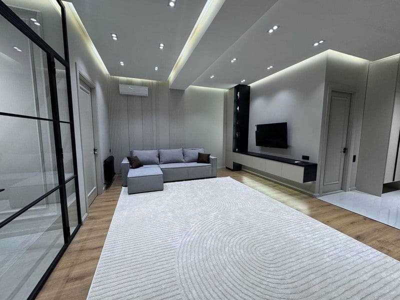 Жилой комплекс: London<br />
Количество комнат: 3<br />
Этаж