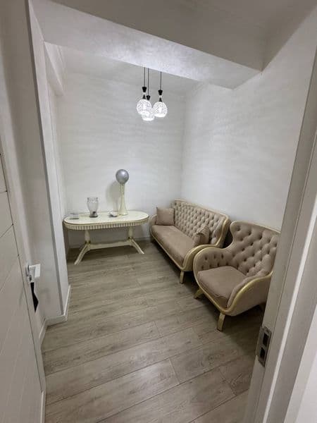 Сдаётся шикарная 1-комнатная квартира в Новостройка<br />
<b — фото 3