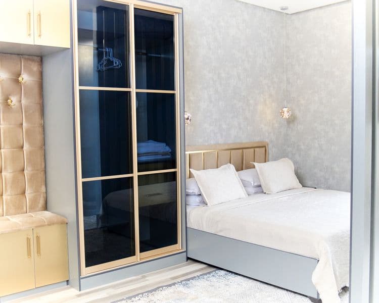 Сдаётся квартира-студия в новостройке с евро-ремонтом. 32кв.