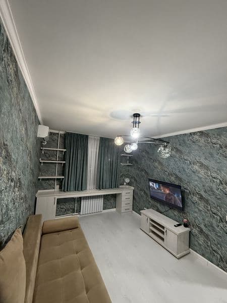 Сдаётся квартира, с ремонтом, обставлена мебель и техника, в — фото 2