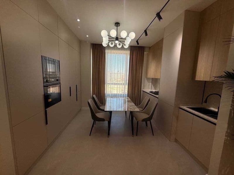 Сдается квартира для молодой семьи<br />
<br />
• Район: Алм