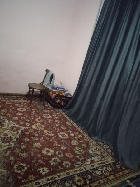 Қизларга квартира берилади паркенский бозор йонида