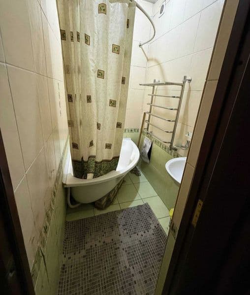 Mirzo Ulugʻbekda remonti alo uy ijaraga beriladi <br />
Orin