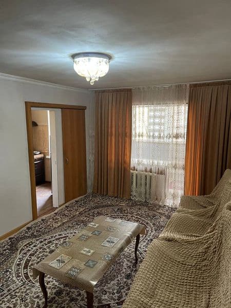 Квартира расположена в Чиланзарском районе 4 квратал, недале