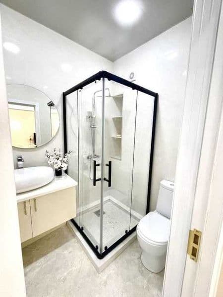 [2MУ: 010]<br />
<br />
2 комнаты • 65 м² • 4/9 этаж<br />
< — фото 3