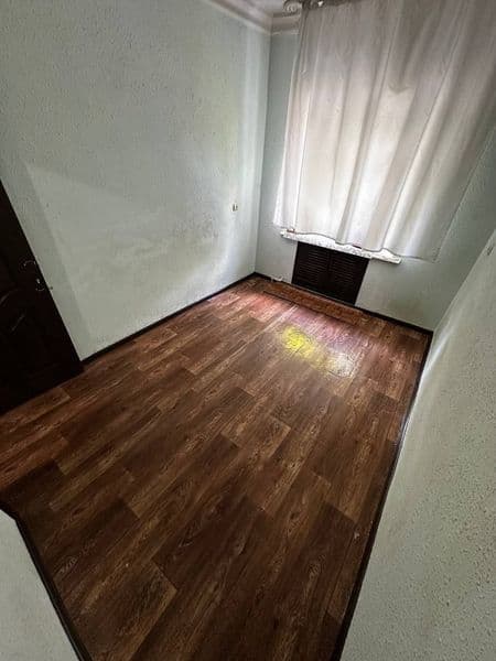 Максим Горький 3*4/2/5,,<br />
67 м2,комнаты раздельные,лодж — фото 5