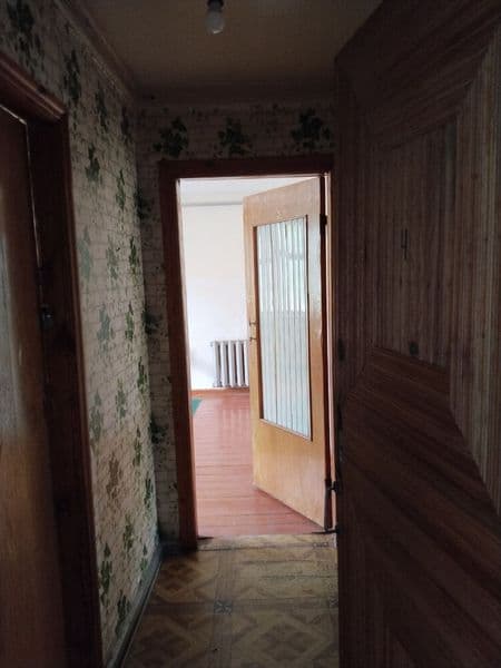 Рядом находится метро школа детский сад поликлиника остановк — фото 5