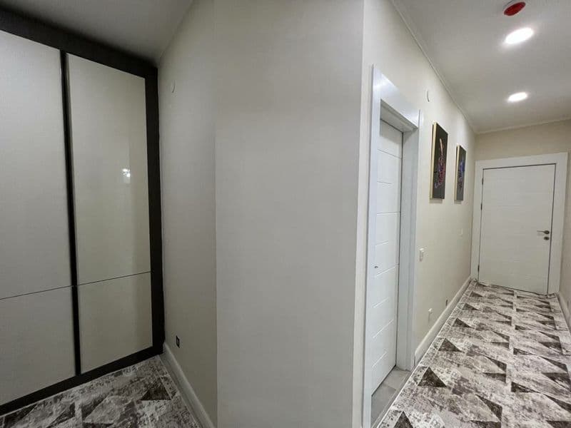 3-комнатная<br />
2-этаж<br />
2 санузел<br />
Истанбул Сити — фото 5